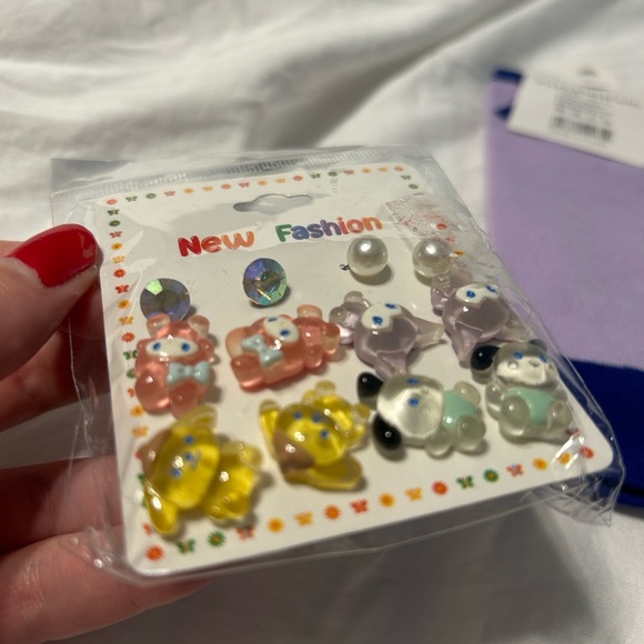 Cute Monster Character Socks and Animal Earrings Set - Picture 5 of 8